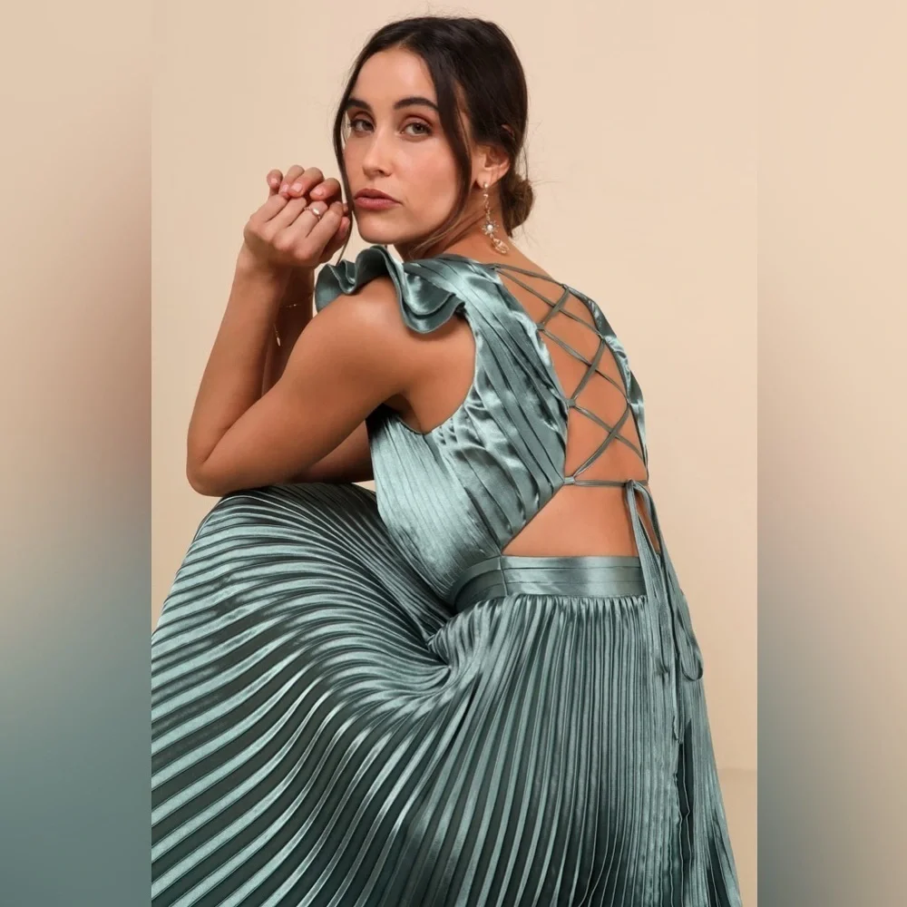 NWOT Lulus Exceptional Drama Sage Green Satin Lace-Up Pleated Maxi Dress - Picture 4 of 9